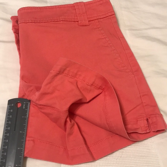 Coral New York & Company Shorts - Picture 6 of 6
